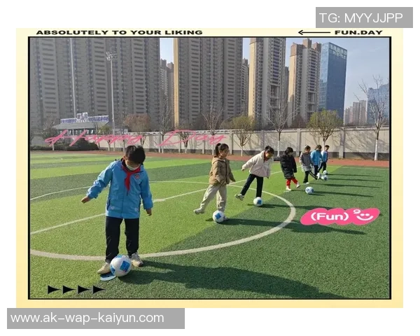 掌握踢足球的技巧与要点提升你的球技与比赛表现的全面指南